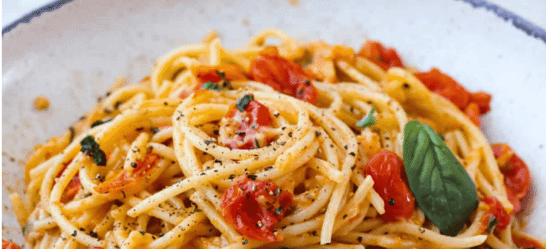 Easy Margherita Spaghetti with Fresh Tomatoes & Basil